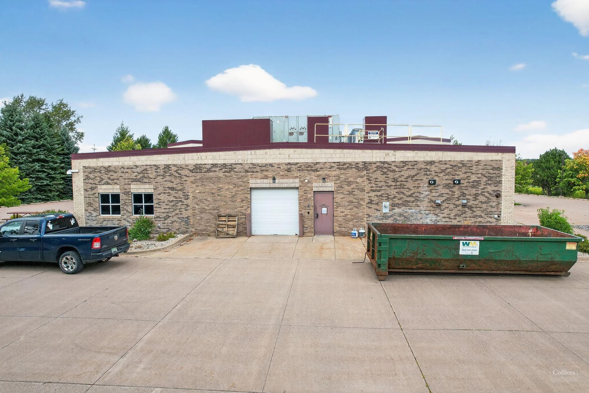Waterfront Medical Office l Marquette, MI — Sale in Marquette, MI, photo 2 of 8