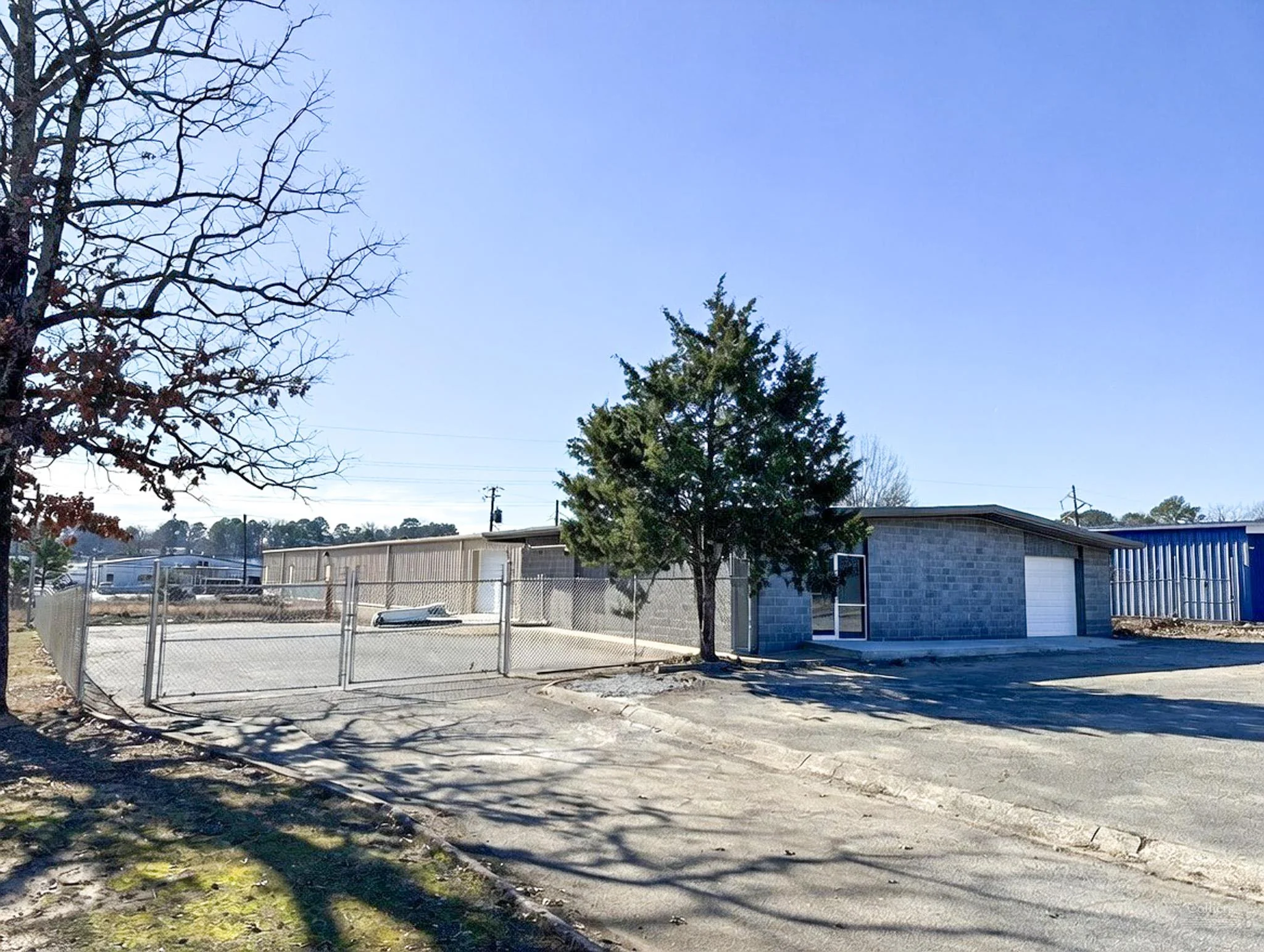 For Sale/Lease: Newly Renovated Flex Office/ Warehouse — Sale in Little Rock, AR, photo 4 of 8