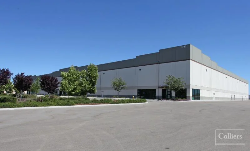 MASSIE INDUSTRIAL PARK — Sale in Stockton, CA, photo 1 of 8