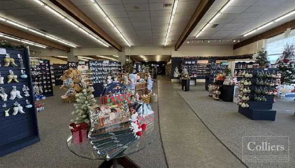 Prime Location Retail Space Available — Sale in Brookfield, WI, photo 4 of 8