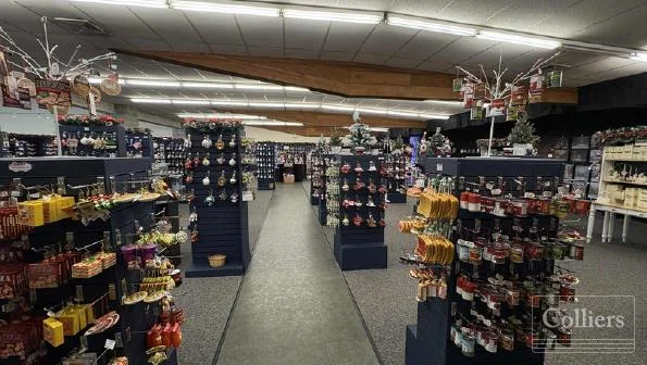 Prime Location Retail Space Available — Sale in Brookfield, WI, photo 7 of 8