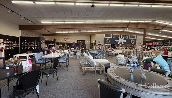 Prime Location Retail Space Available — Sale in Brookfield, WI, photo 6 of 8
