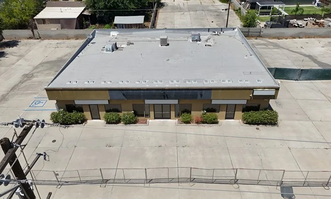 ±49,488 SF Industrial Building — Sale in Fresno, CA, photo 2 of 8