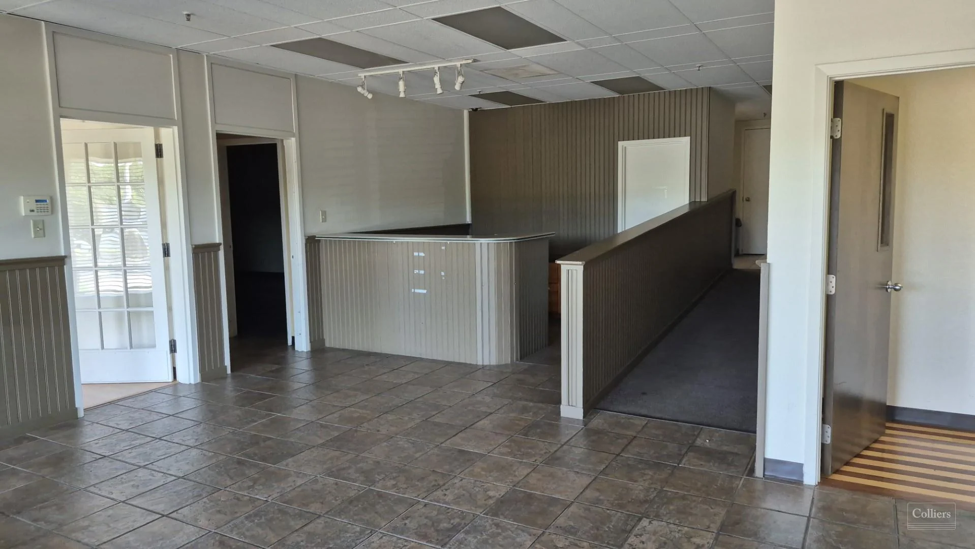For Lease: Manufacturing Facility — Sale in Hot Springs National Park, AR, photo 2 of 8
