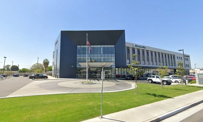 Newly Renovated Multi- Tenant Office Building | Sale… — Sale in Bakersfield, CA, photo 6 of 8