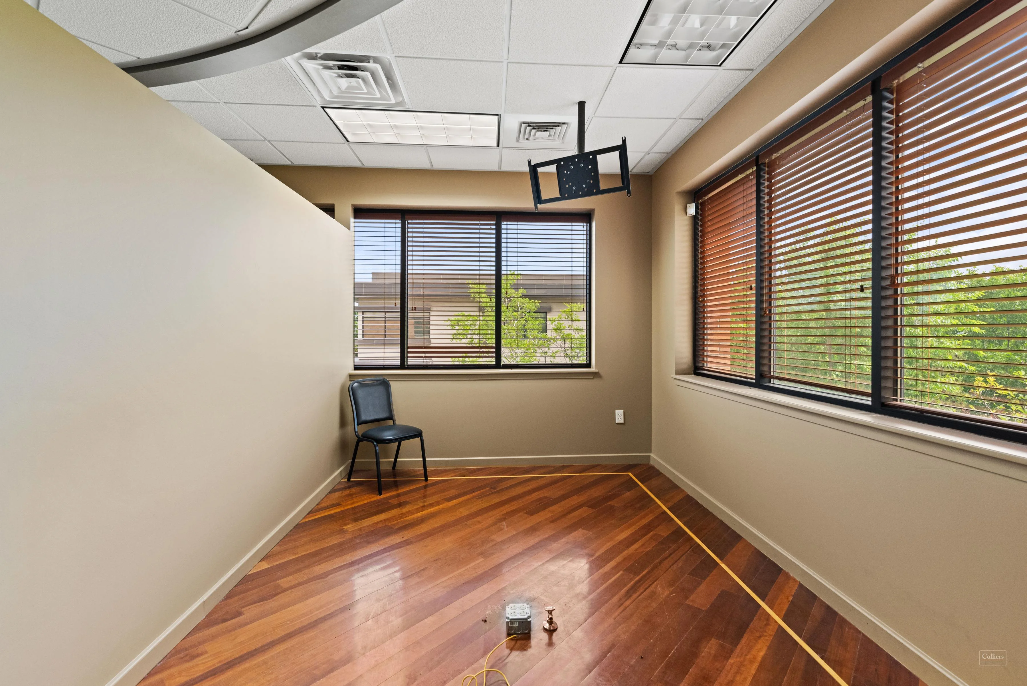 Center View Court | For Sale or Lease — Sale in West Jordan, UT, photo 7 of 8