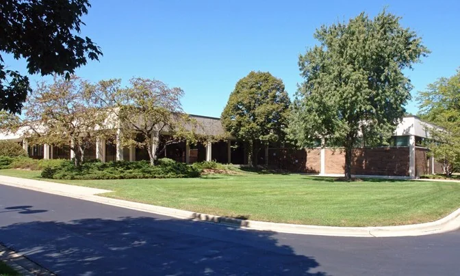 68,588-99,365 SF For Lease or 99,365 SF For Sale in… — Sale in Arlington Heights, IL, photo 6 of 8