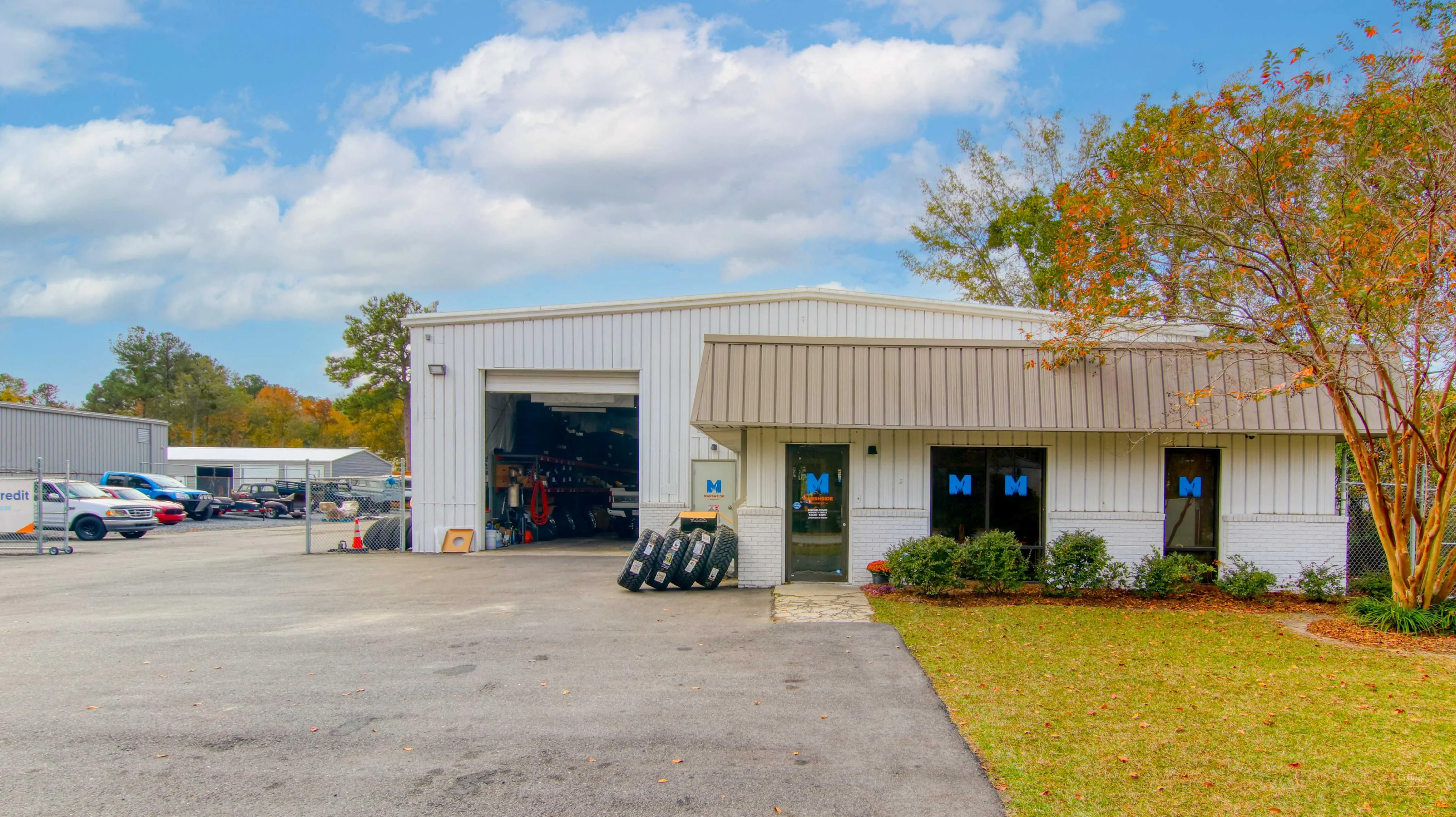 ±7,800-SF Industrial Building With Large Laydown Yard — Sale in North Charleston, SC, photo 5 of 8