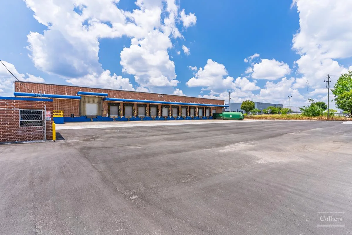 +/- 167,760 SF Rail Served Facility — Sale in Atlanta, GA, photo 2 of 8
