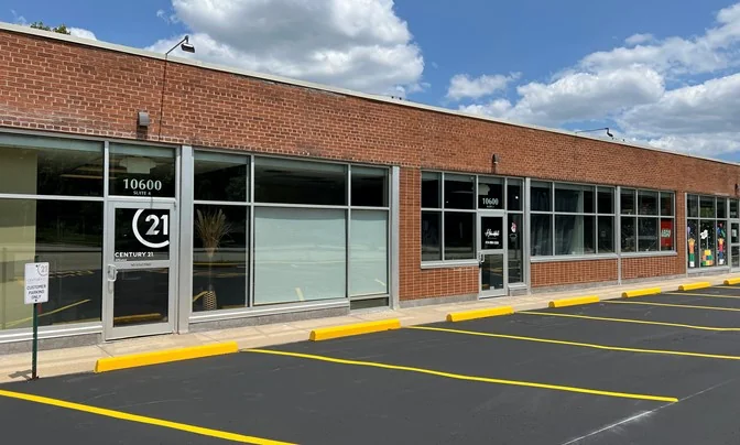 Retail Building Available in High Visibility Location — Sale in Brookfield, WI, photo 5 of 8