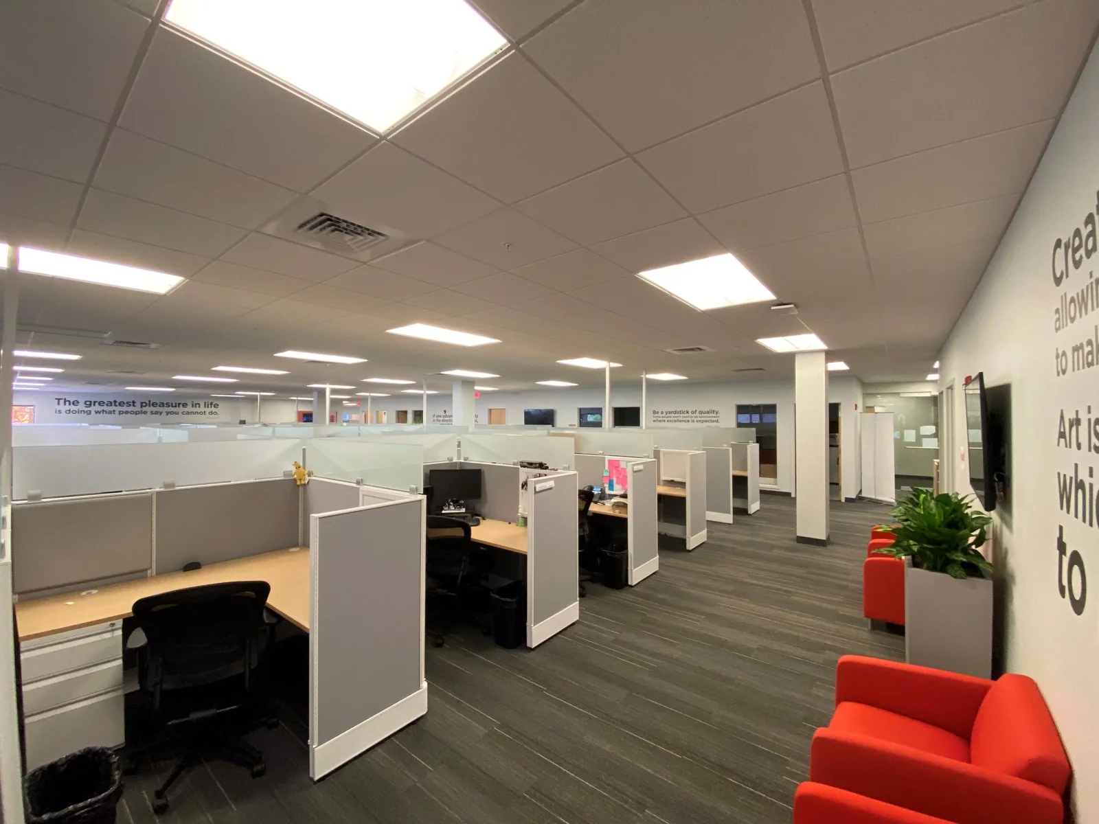 Office in Chelmsford, MA — Lease in Chelmsford, MA, photo 2 of 7