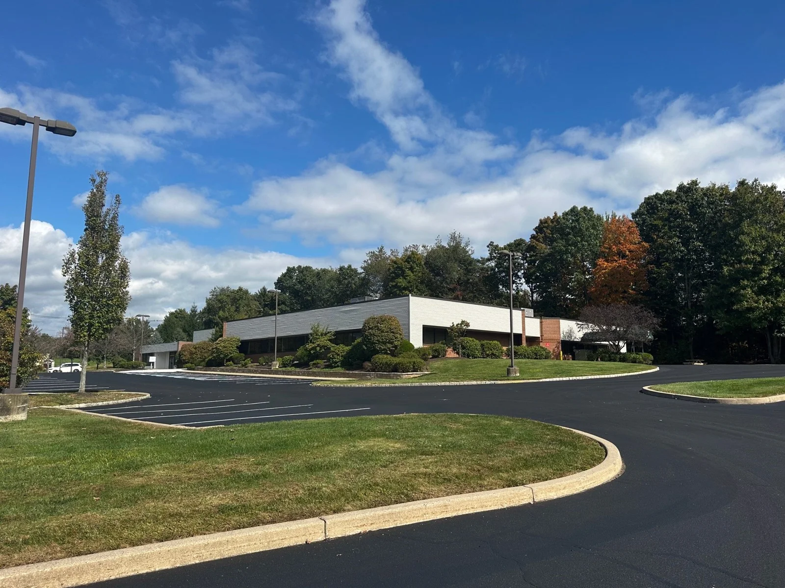 BroadPeak — Sale in Wallingford, CT, photo 4 of 8