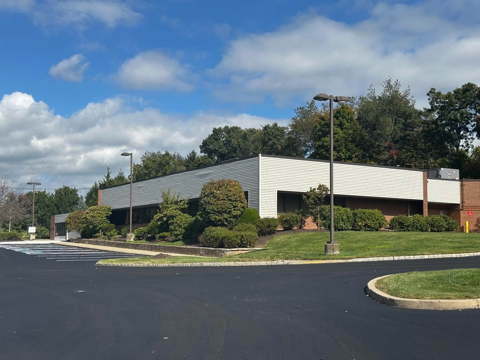 BroadPeak — Sale in Wallingford, CT, photo 5 of 8
