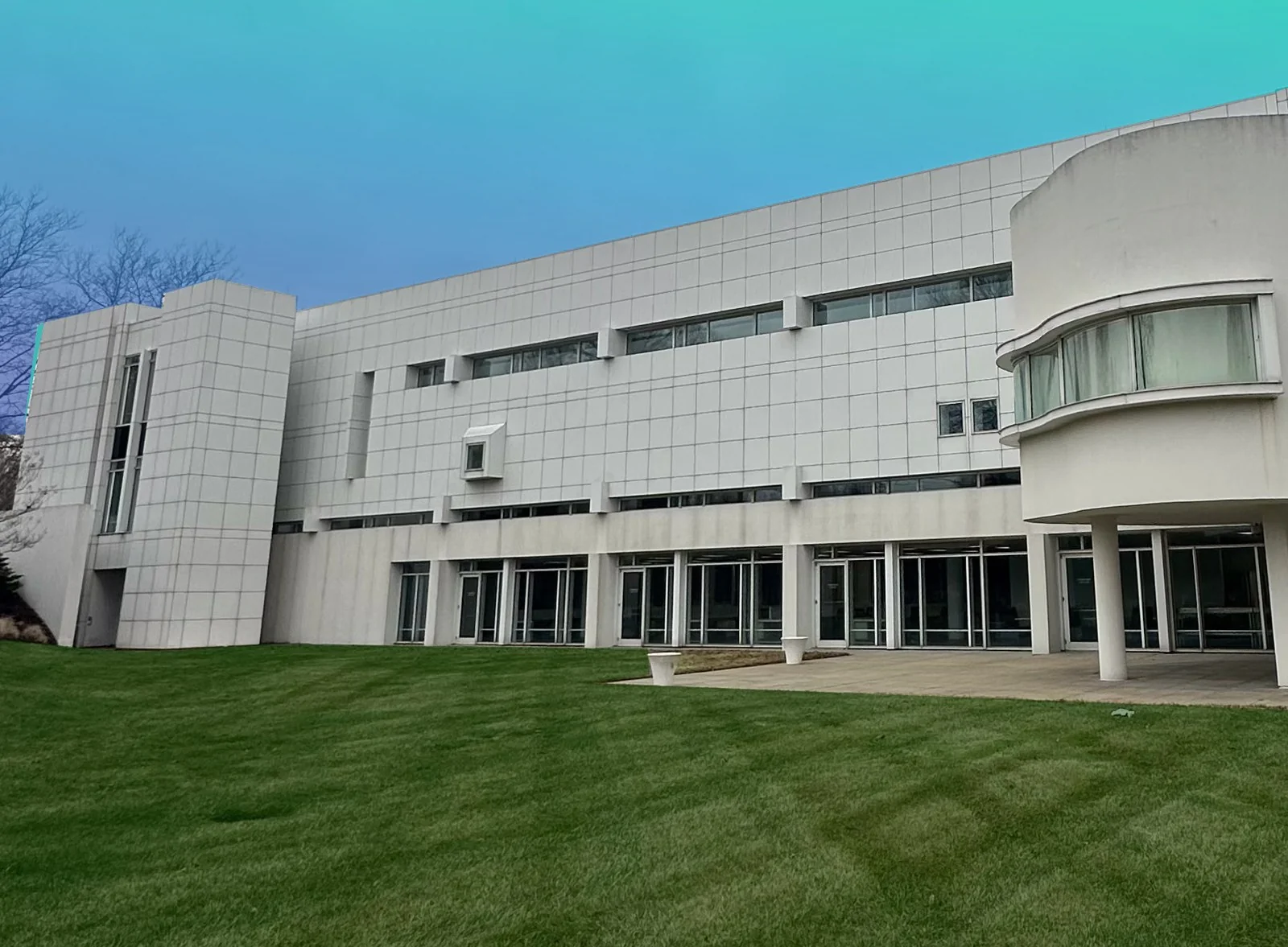 Office in Melville, NY — Lease in Melville, NY, photo 1 of 5