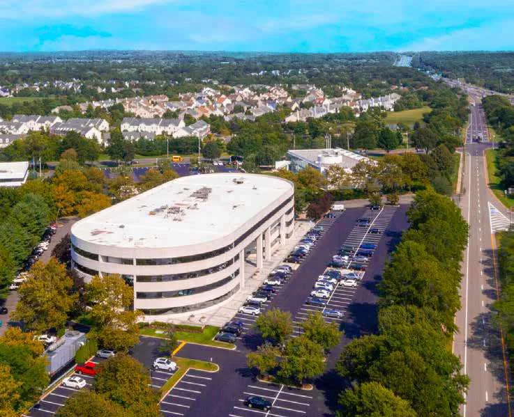 Office in Melville, NY — Lease in Melville, NY, photo 2 of 5