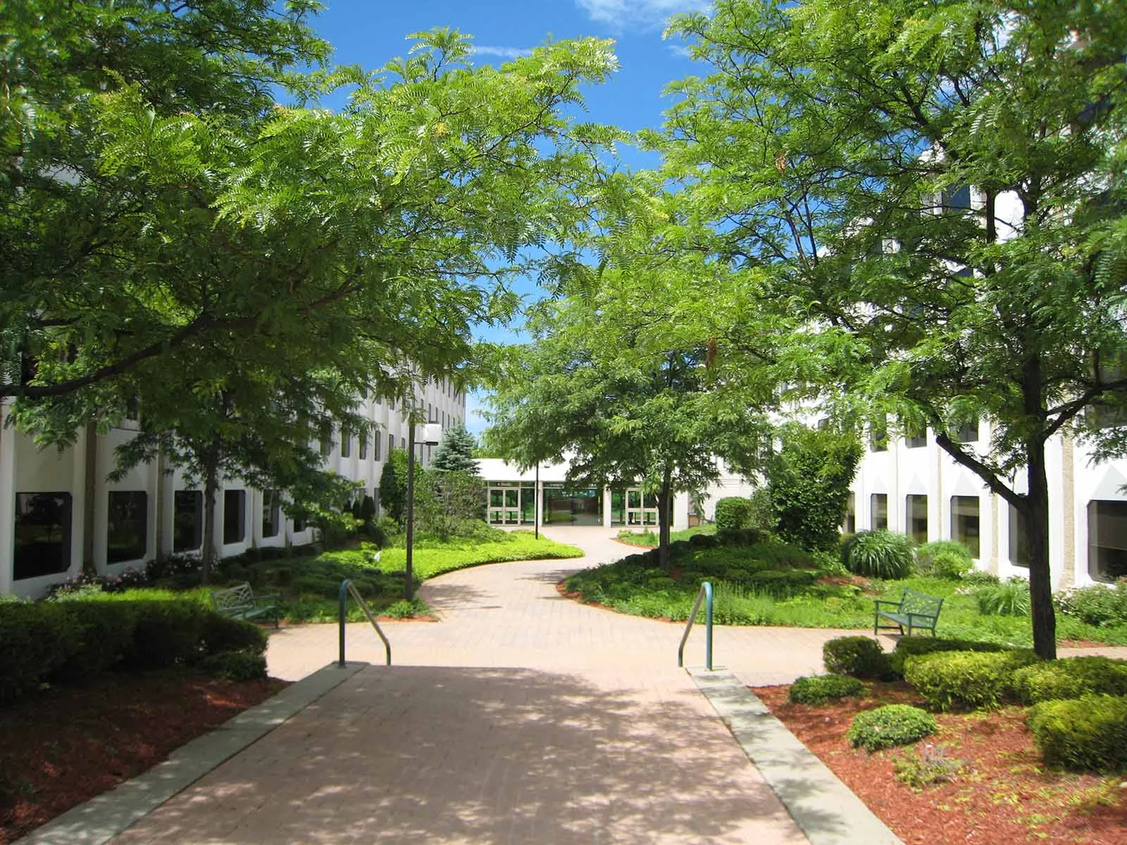 Office in Melville, NY — Lease in Melville, NY, photo 4 of 5