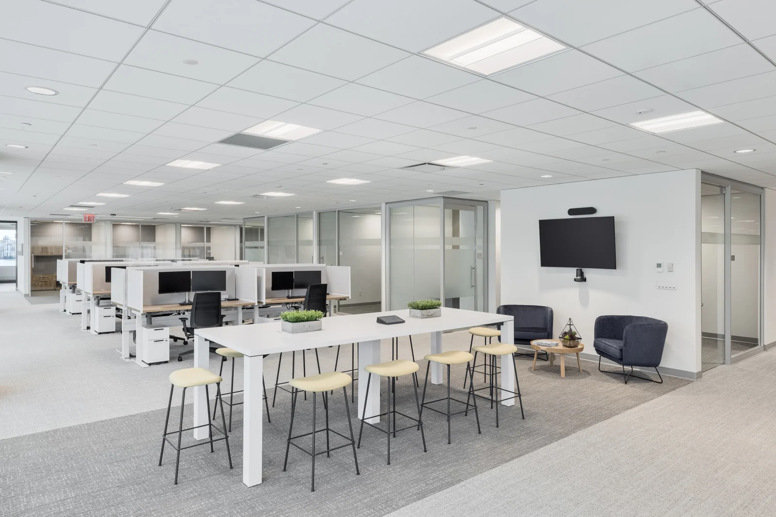 Newport Office Center III — Lease in Jersey City, NJ, photo 4 of 8