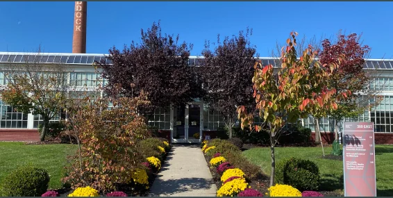 American Metro Center — Lease in Hamilton Township, NJ, photo 1 of 8