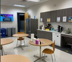 American Metro Center — Lease in Hamilton Township, NJ, photo 6 of 8