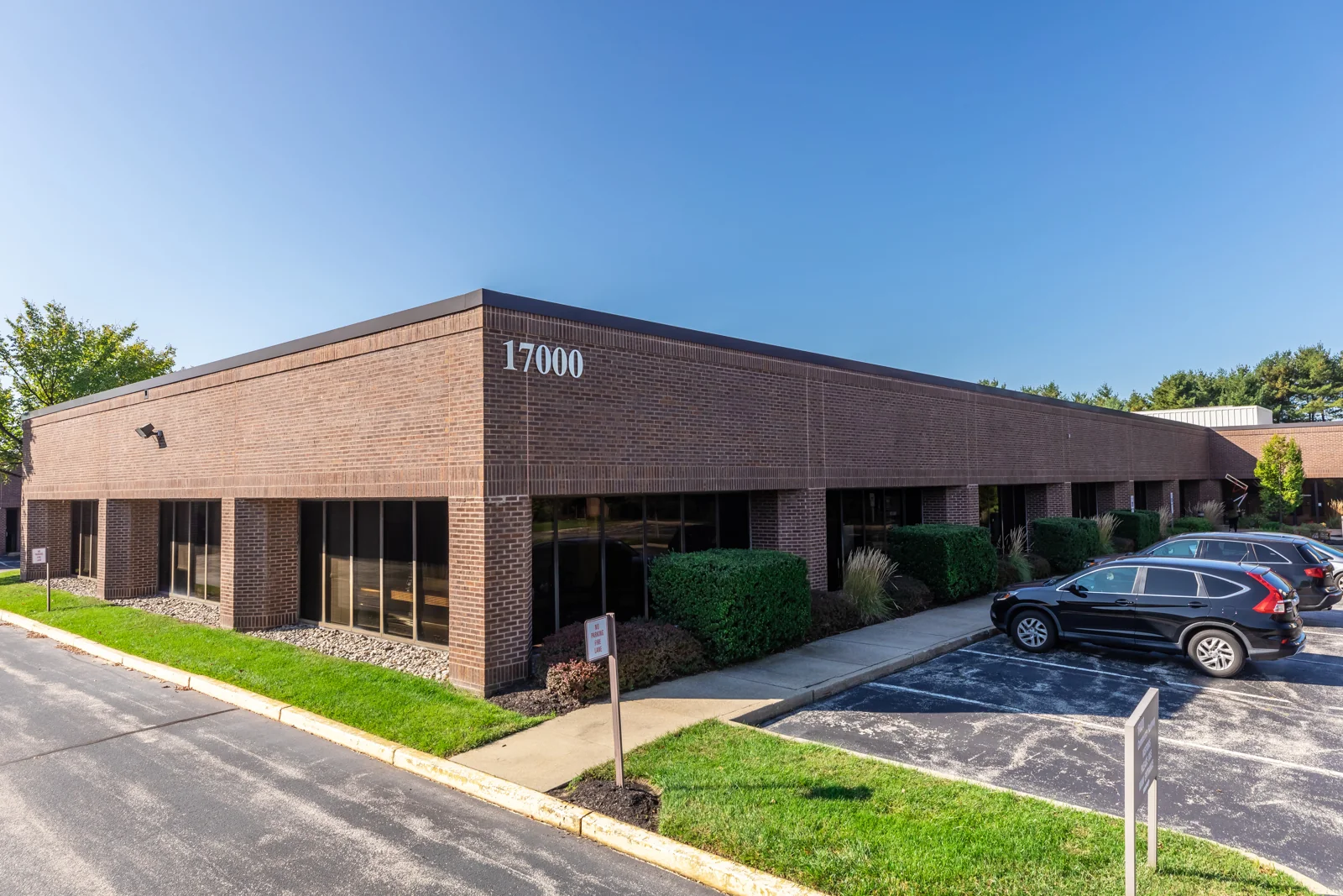 Mount Laurel Commerce Center — Lease in Mount Laurel Township, NJ, photo 3 of 3