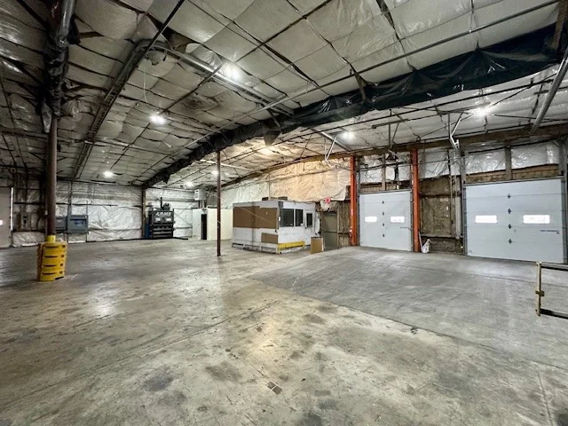 Industrial in Baldwinsville, NY — Lease in Baldwinsville, NY, photo 3 of 8
