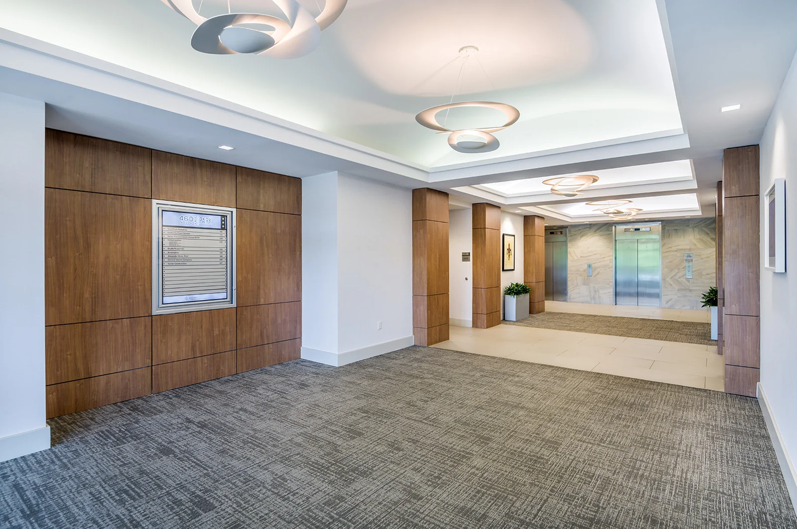 Office in Charlotte, NC — Lease in Charlotte, NC, photo 3 of 8