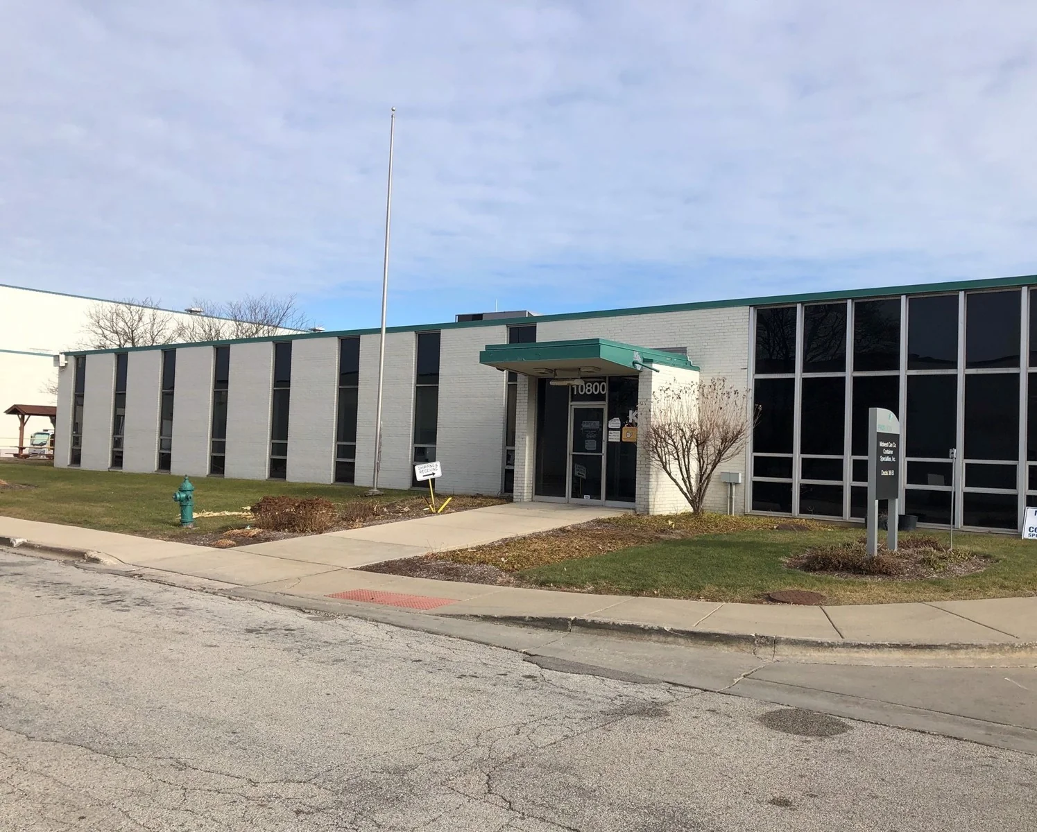 10800 Belmont Avenue, Franklin Park — Lease in Franklin Park, IL, photo 2 of 2