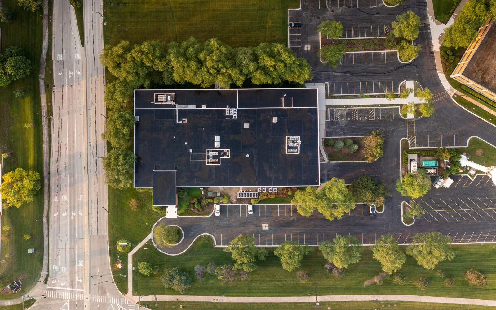 Jorie Plaza — Lease in Oak Brook, IL, photo 3 of 8