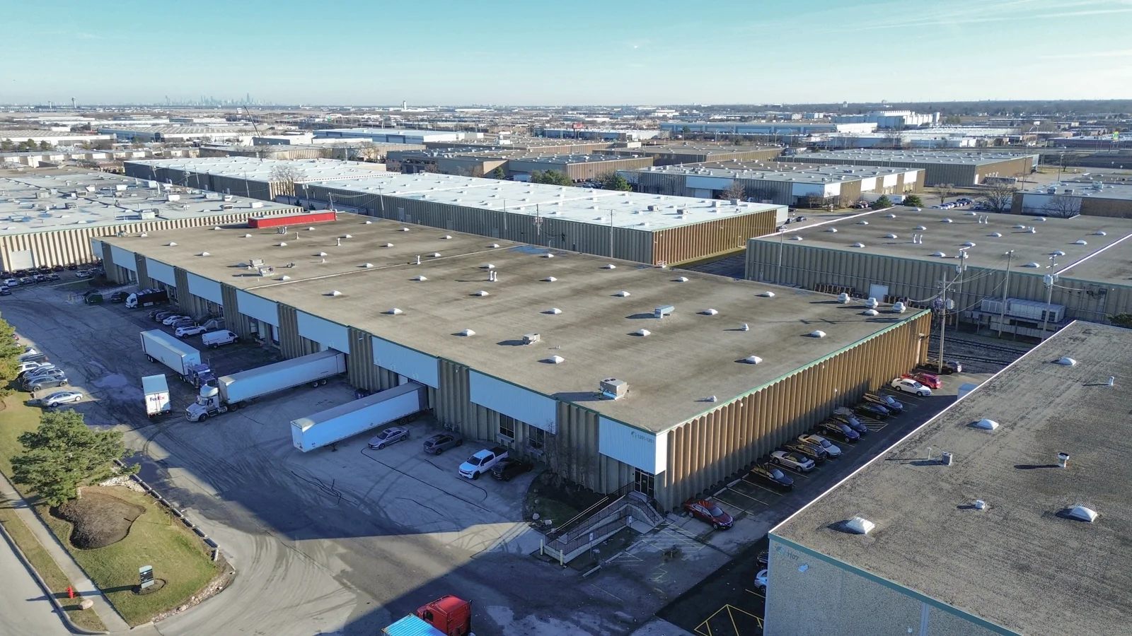 Industrial in Elk Grove Village, IL — Lease in Elk Grove Village, IL, photo 4 of 8