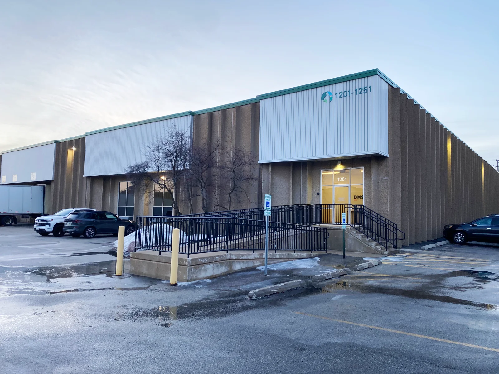 Industrial in Elk Grove Village, IL — Lease in Elk Grove Village, IL, photo 5 of 8