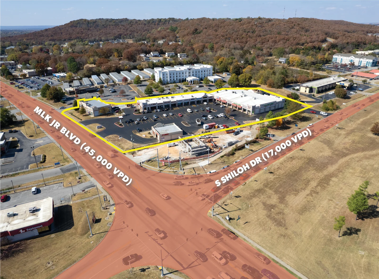 University Square — Lease in Fayetteville, AR, photo 1 of 5