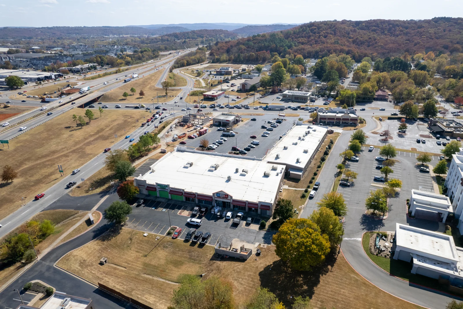 University Square — Lease in Fayetteville, AR, photo 3 of 5