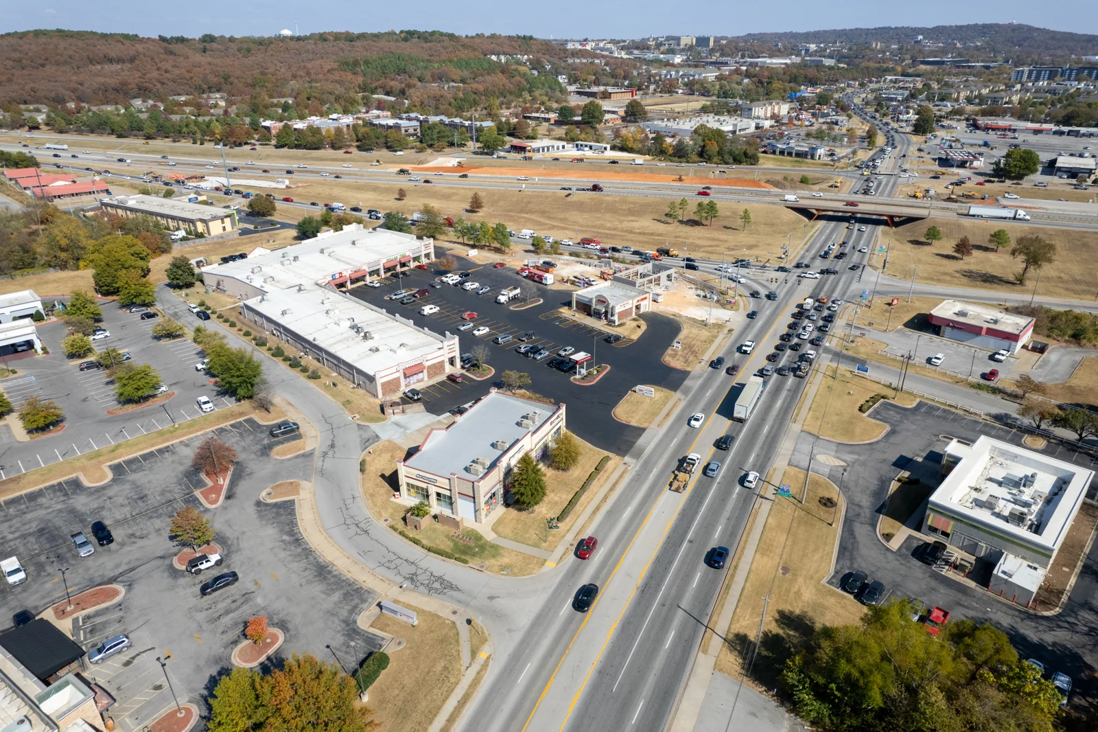 University Square — Lease in Fayetteville, AR, photo 4 of 5