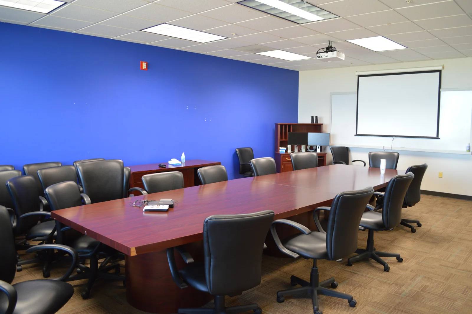 Office in Oklahoma City, OK — Sale in Oklahoma City, OK, photo 3 of 8