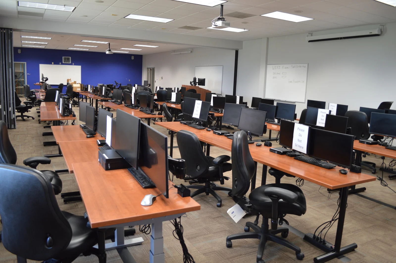 Office in Oklahoma City, OK — Sale in Oklahoma City, OK, photo 4 of 8