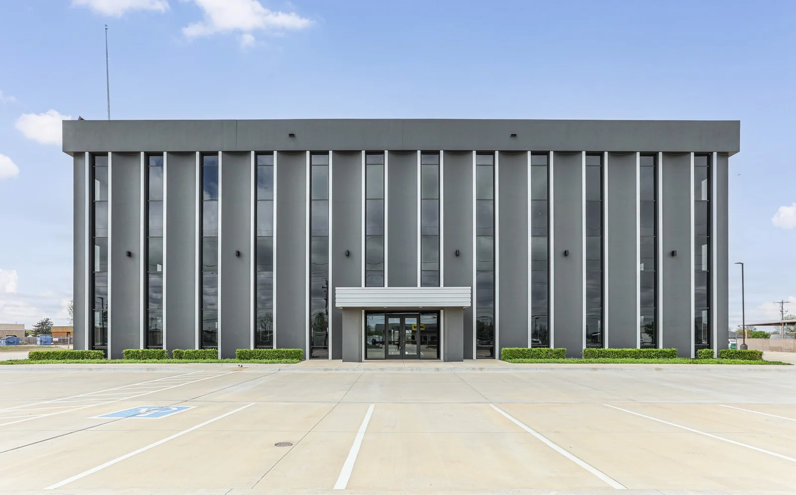 Office in Oklahoma City, OK — Sale in Oklahoma City, OK, photo 3 of 6