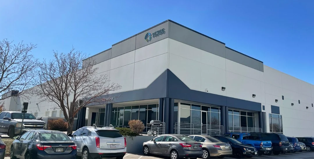 Airport Distribution Center — Lease in Aurora, CO, photo 3 of 3