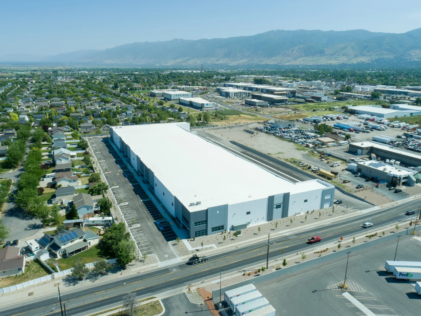 Woods Cross Commerce Center — Lease in Woods Cross, UT, photo 2 of 8