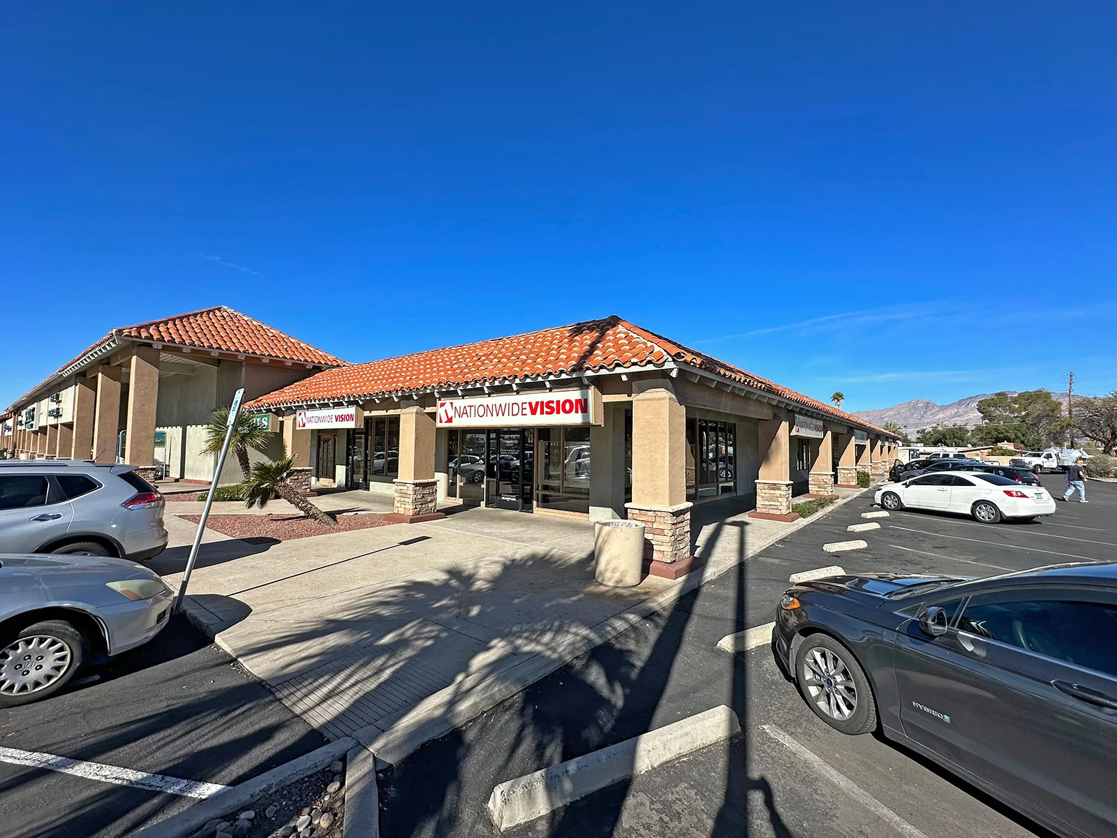 Mission Plaza — Lease in Tucson, AZ, photo 3 of 3