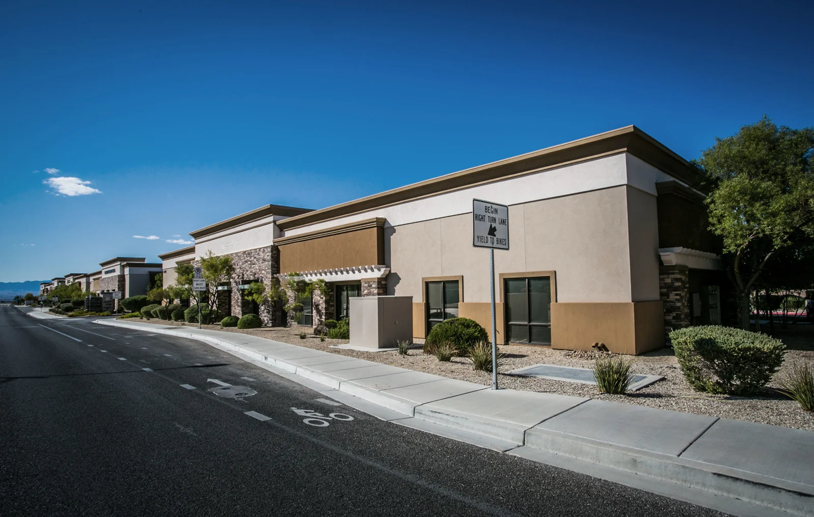 Horizon Ridge Professional Park East — Sale in Henderson, NV, photo 2 of 8