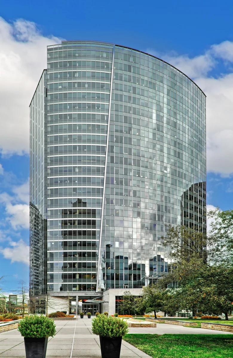 City Center Plaza — Lease in Bellevue, WA, photo 1 of 8