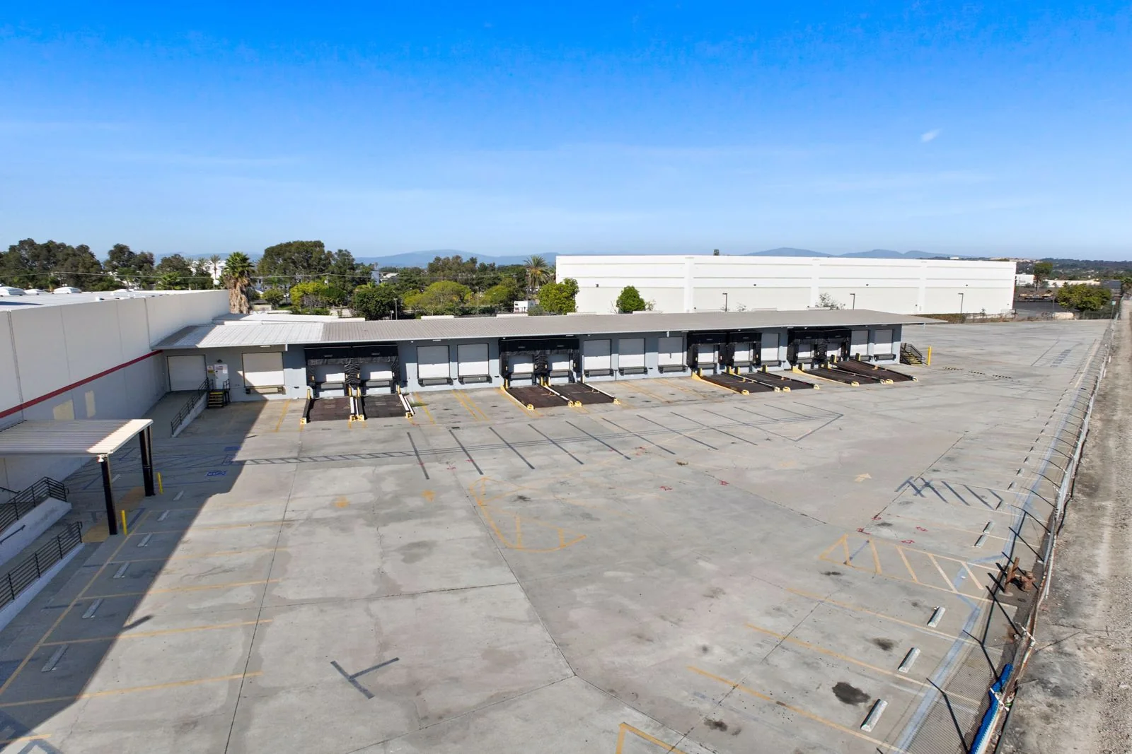 Industrial in Buena Park, CA — Lease in Buena Park, CA, photo 2 of 5