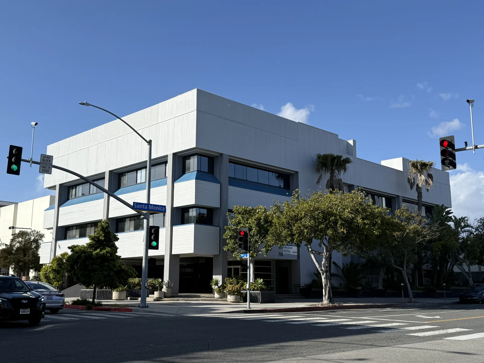 Office in Santa Monica, CA — Sale in Santa Monica, CA, photo 1 of 1