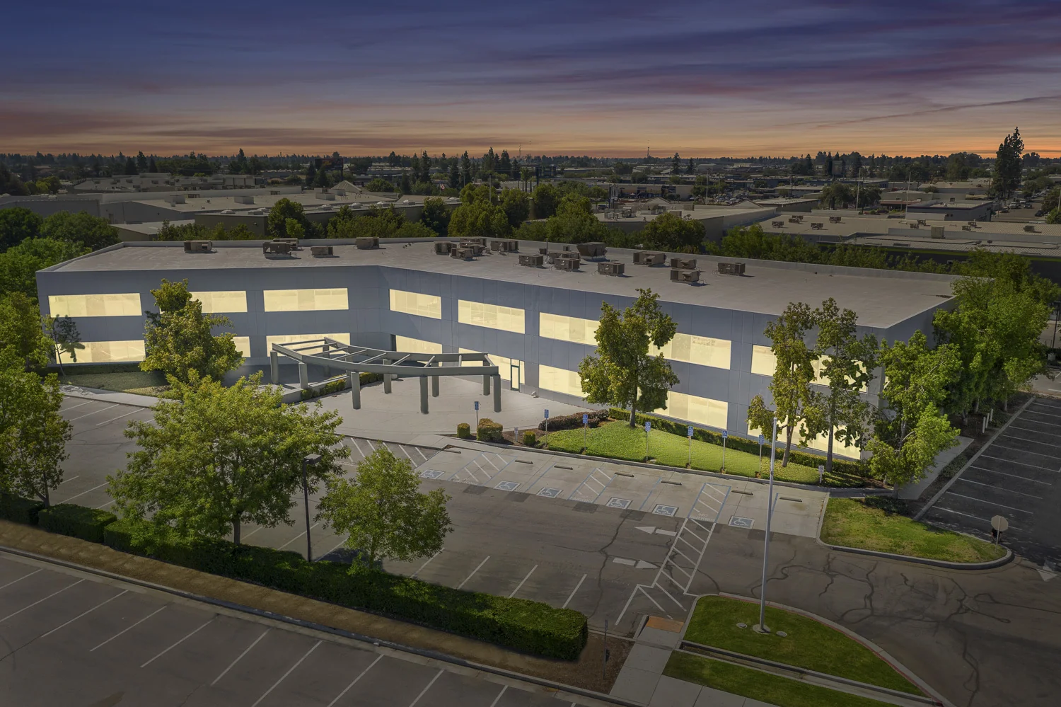 Blythe Corporate Campus — Sale in Fresno, CA, photo 2 of 8