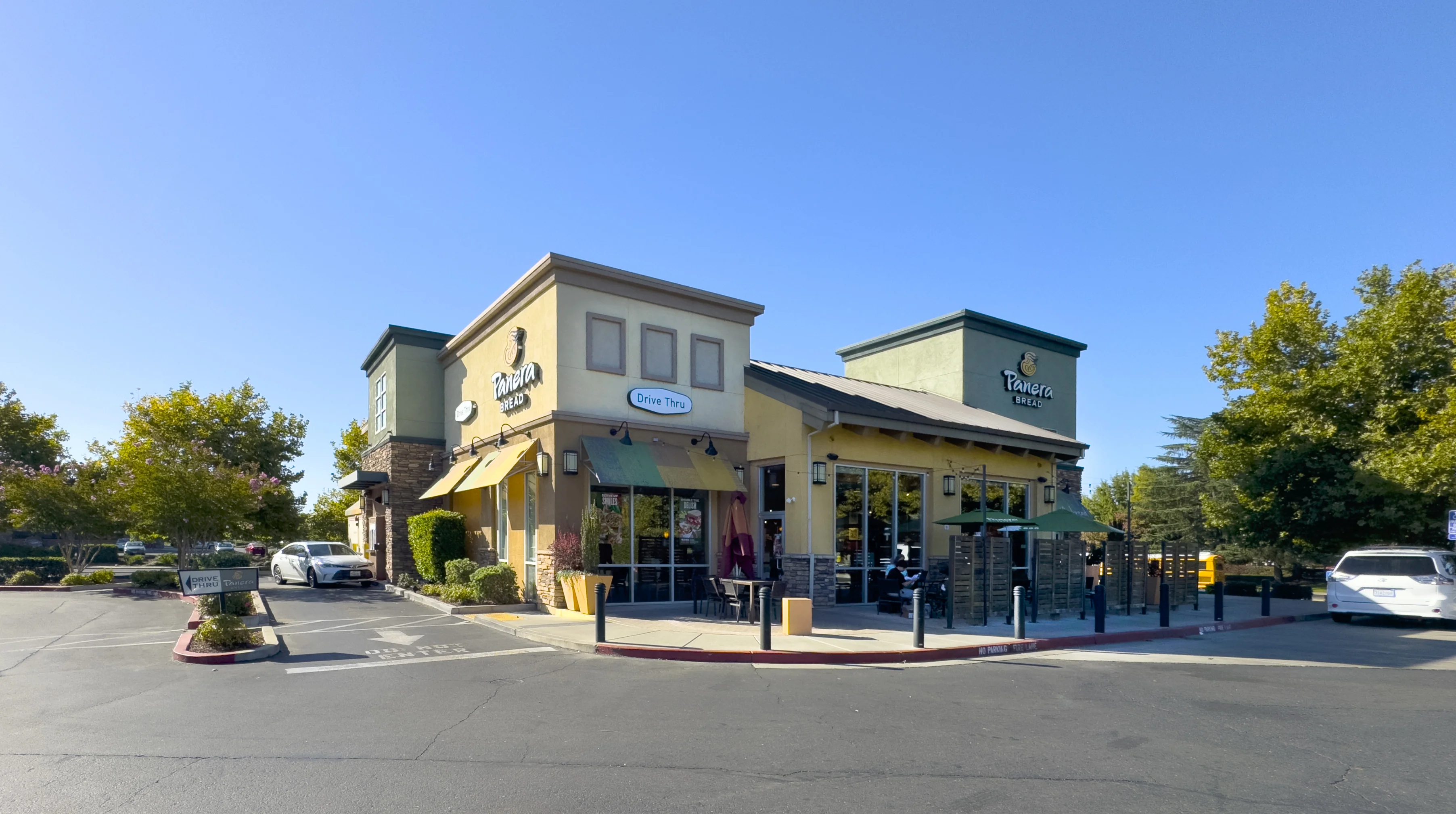 Capital Village — Lease in Rancho Cordova, CA, photo 4 of 8