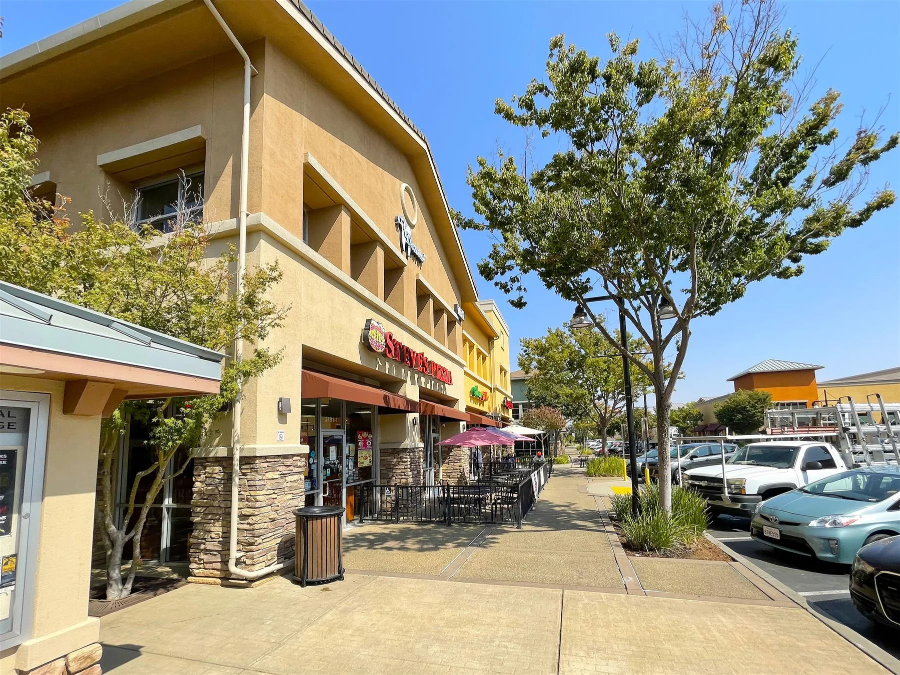 Capital Village — Lease in Rancho Cordova, CA, photo 7 of 8