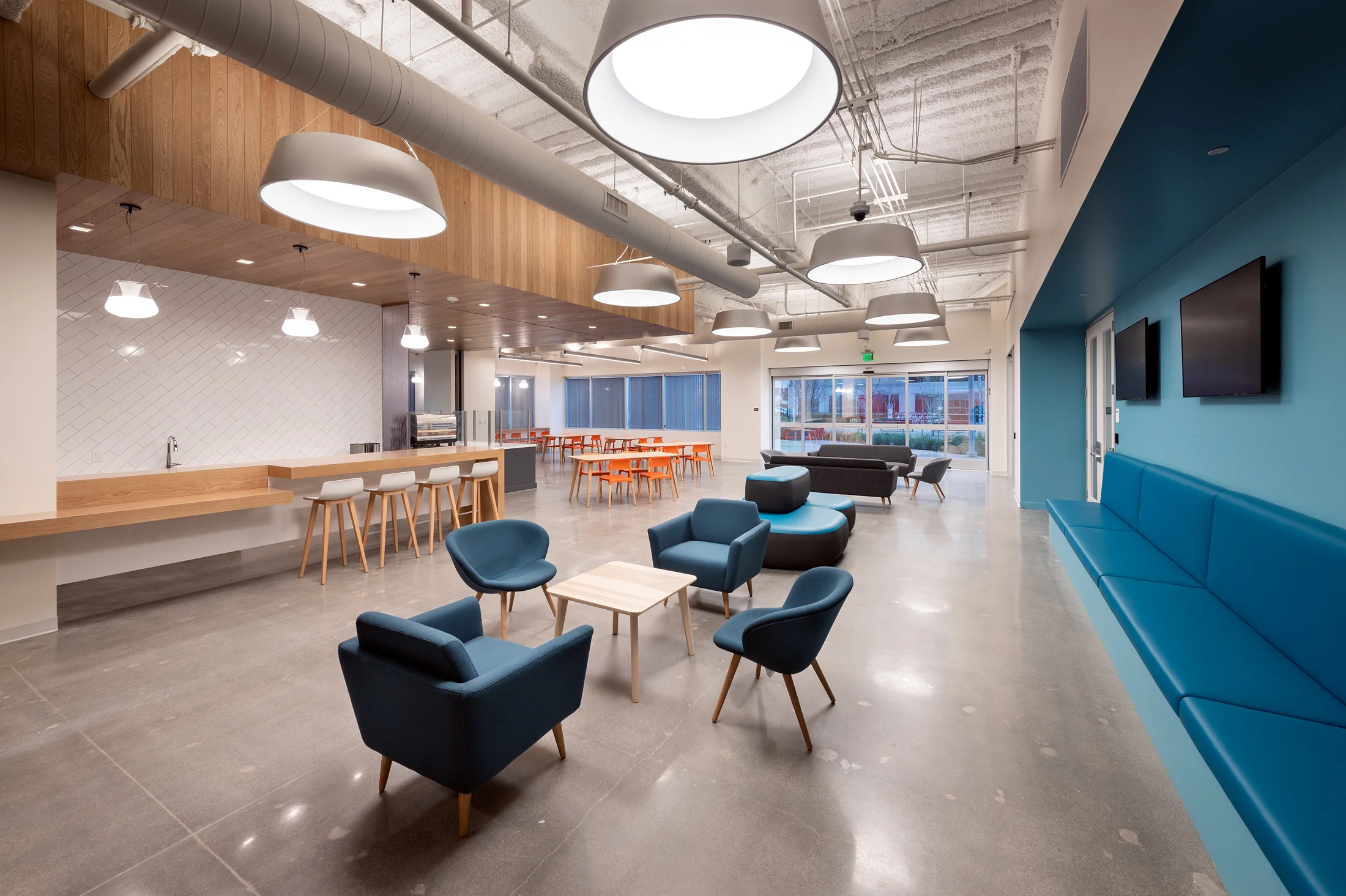 Dublin Corporate Center — Lease in Dublin, CA, photo 2 of 8