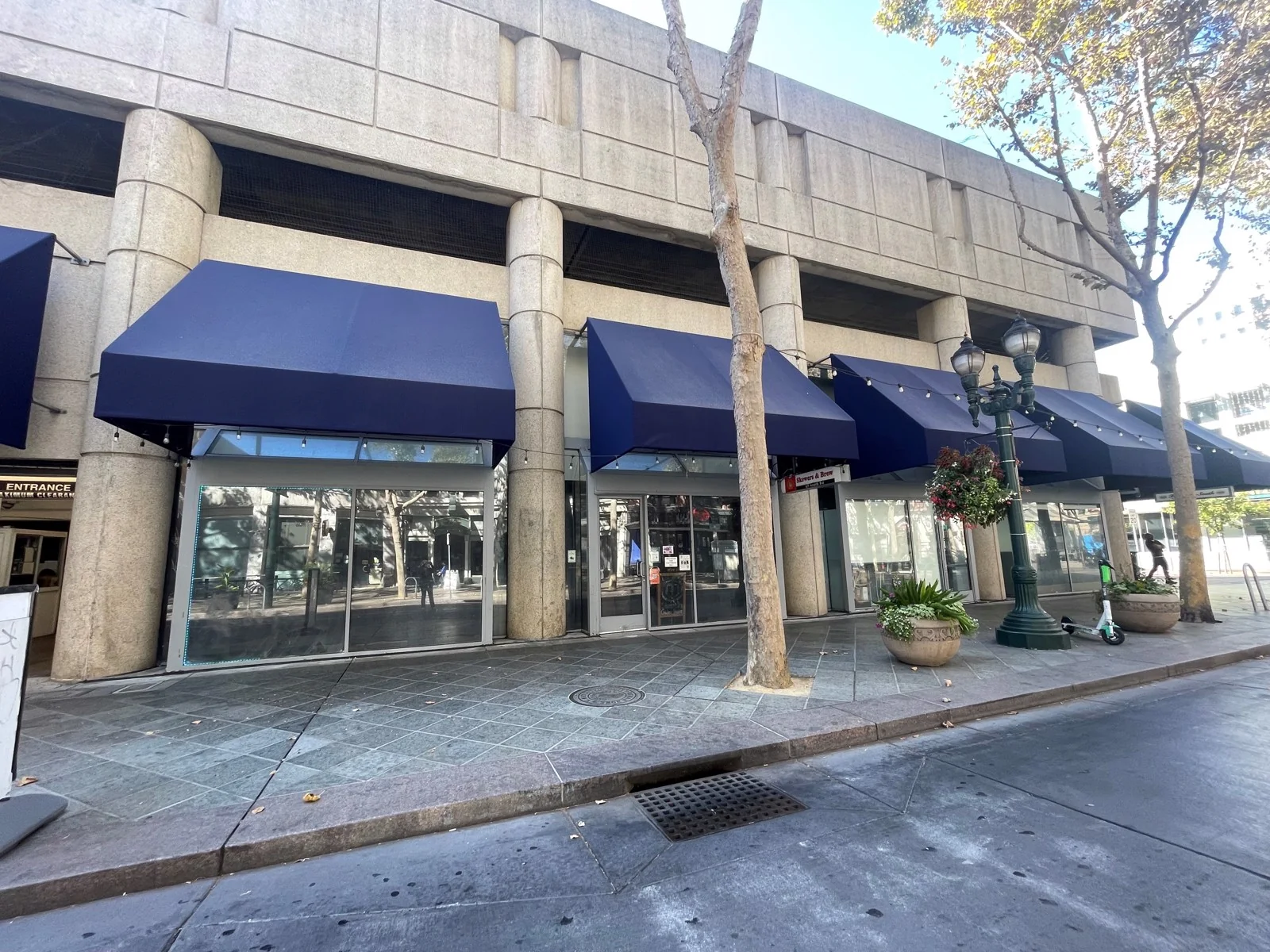 Retail in San Jose, CA — Lease in San Jose, CA, photo 6 of 8