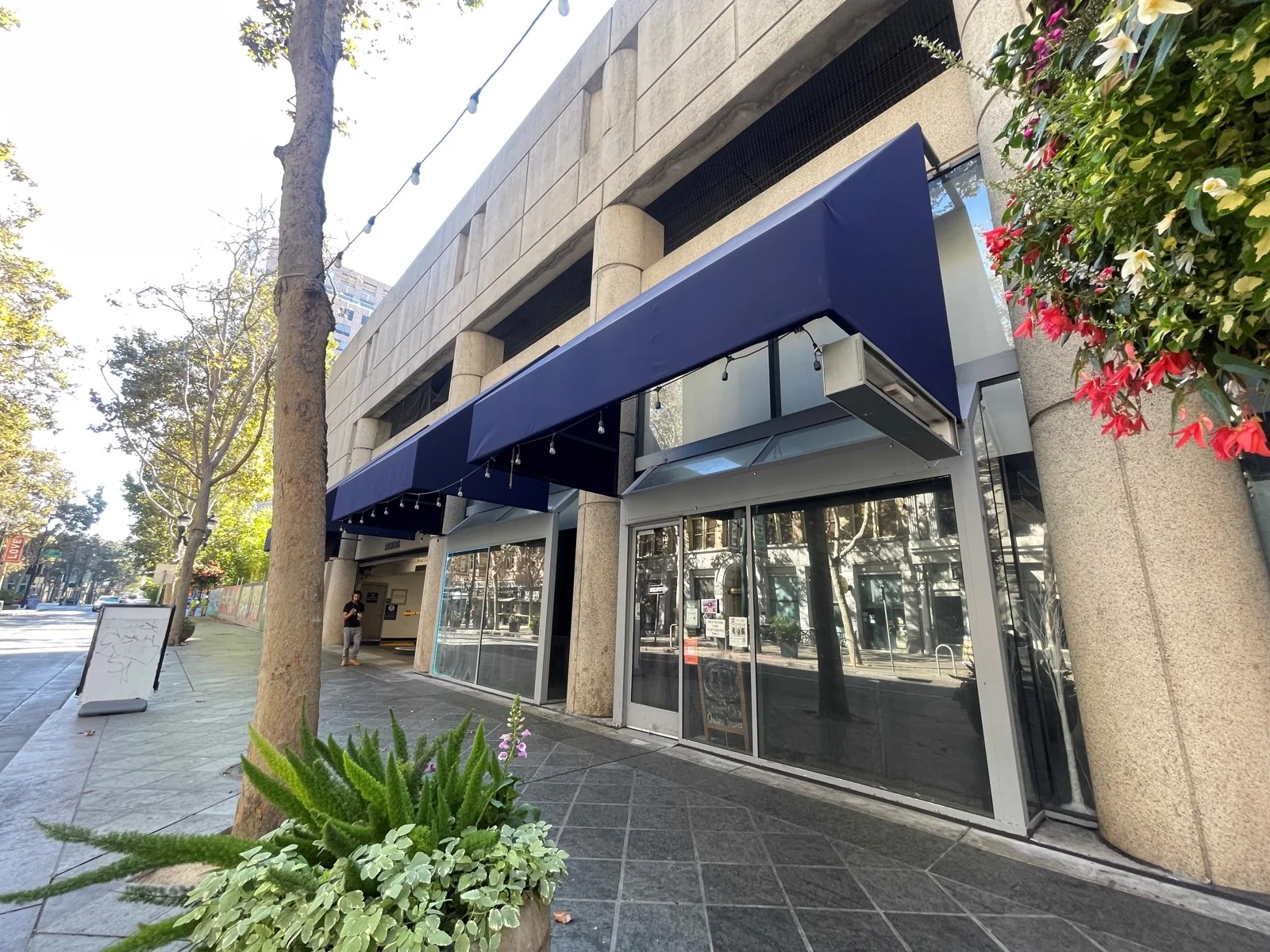 Retail in San Jose, CA — Lease in San Jose, CA, photo 1 of 8