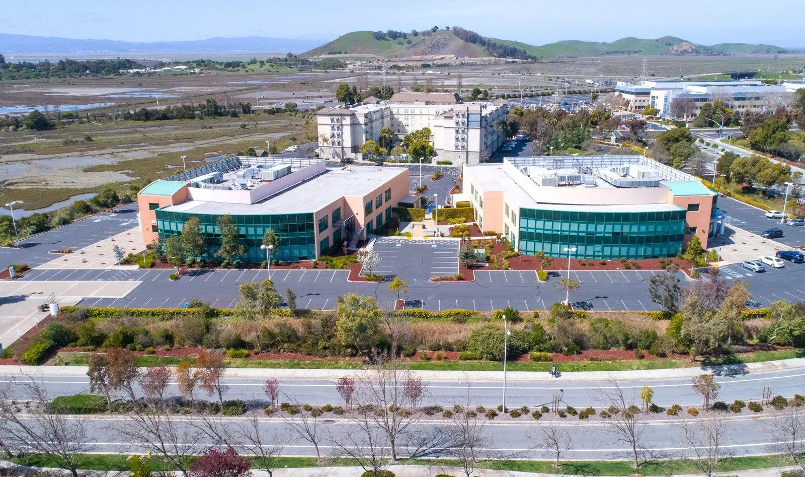 Office in Newark, CA — Lease in Newark, CA, photo 2 of 6